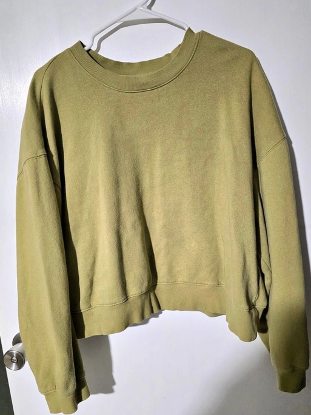 Old Navy Bounce Fleece Crew-Neck Cropped Sweatshirt Cropped Crew-Neck Sweatshirt